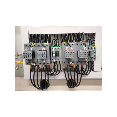 Soluzione di raffreddamento migliorata per lo stoccaggio a freddo con unità di compressione di refrigerazione montata su rack